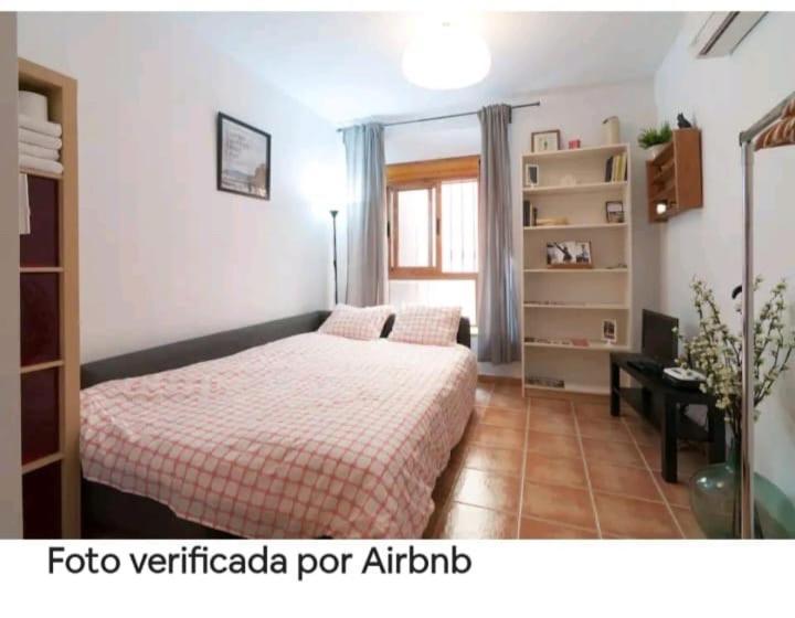 Апартаменты Precioso Apartamento En Malaga Centro Экстерьер фото